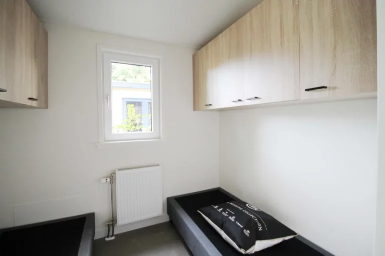 Luxe-lessenaar-[1920]-010